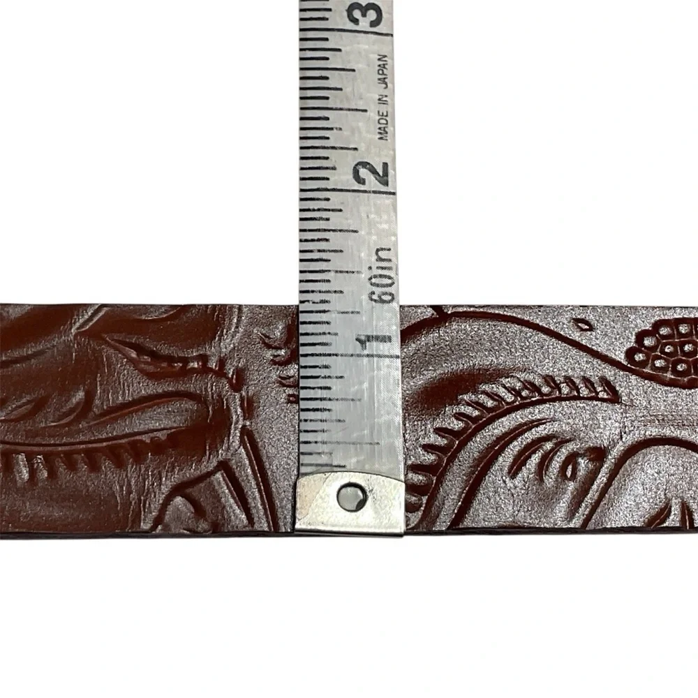 Patricia Nash leather brown belt with signature design, size M. NWT